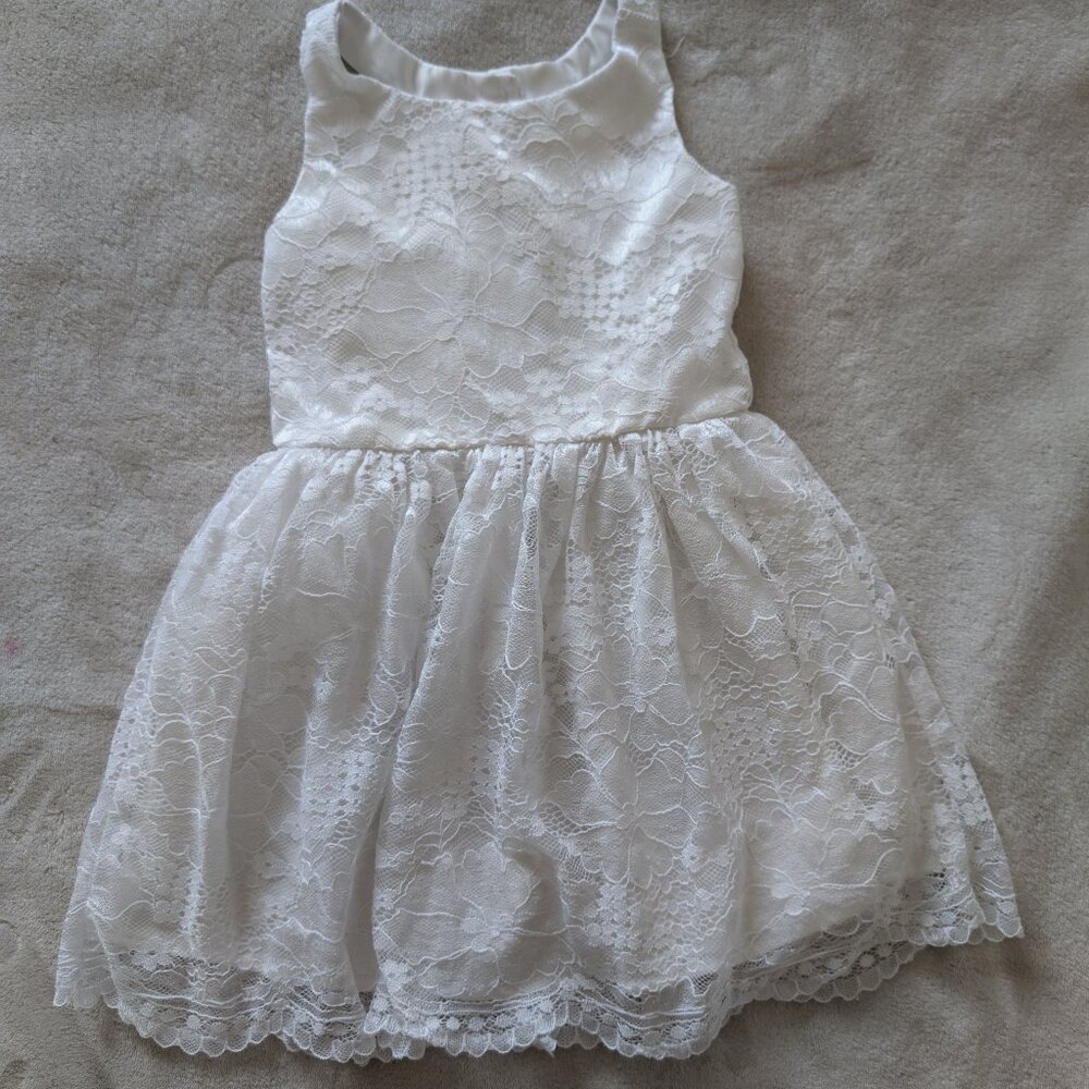 Girls floral lace dress white